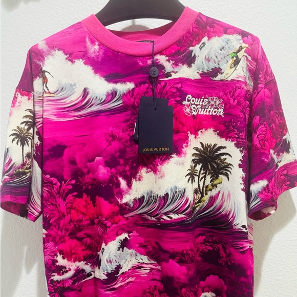 NWTS Louis Vuitton *SOLD OUT* Island Surf T-Shirt - Picture 5 of 14
